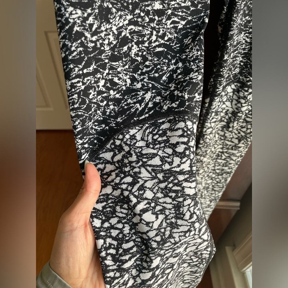 ✨Lululemon✨ Wunder Under Leggings - Picture 10 of 11
